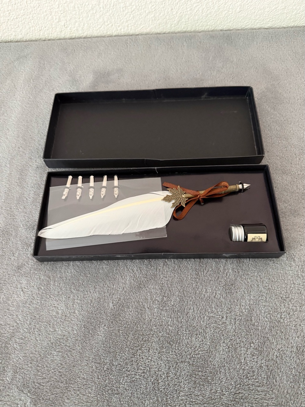 Feather Pen Writing Calligraphy Dip Set 5 Nibs + Box Stationery Gift Quill
Ink